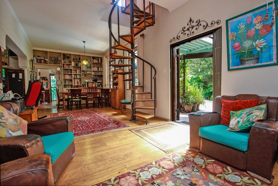 4 Bedroom Property for Sale in Harfield Village Western Cape